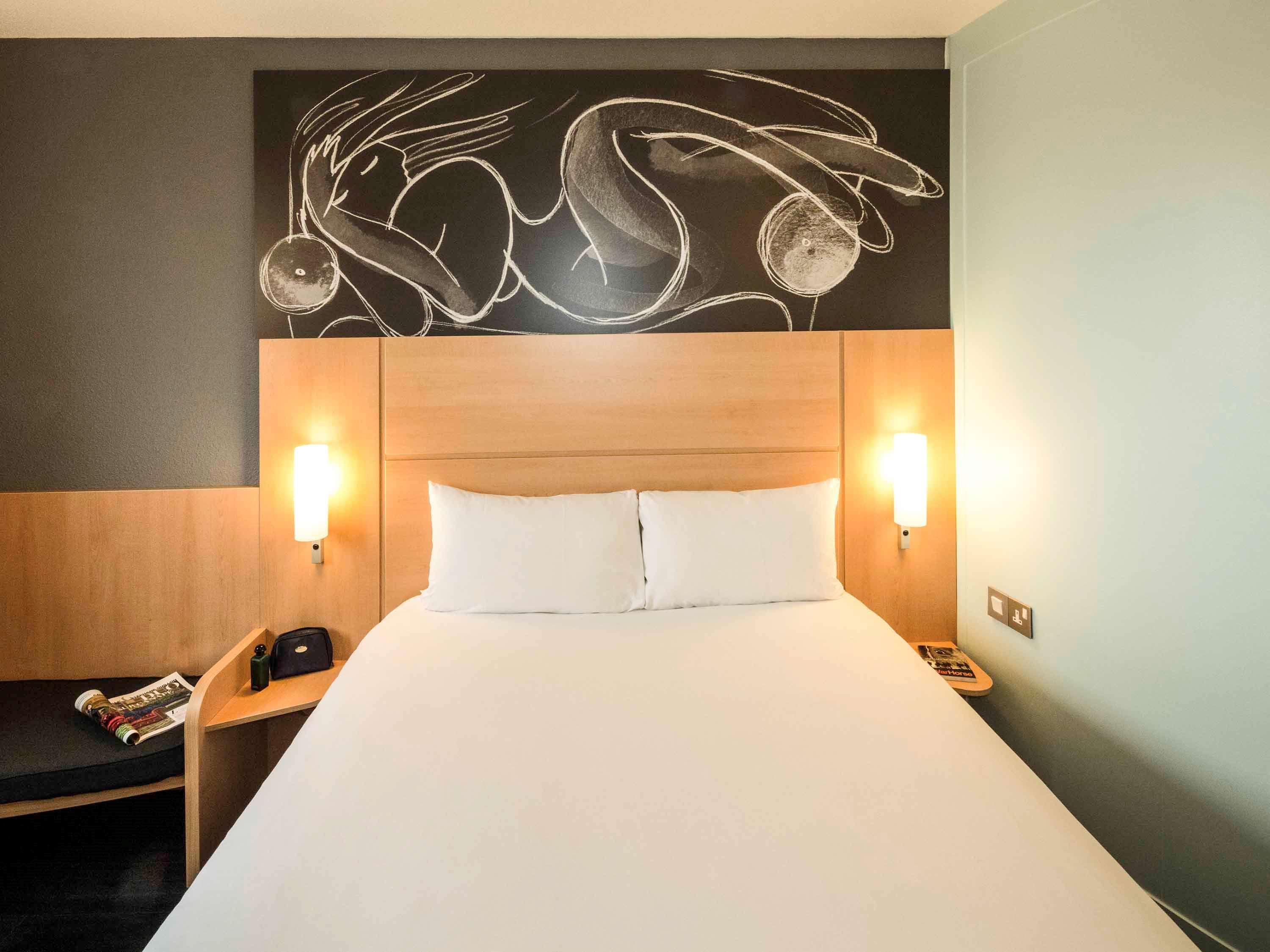 Ibis Reading Centre Hotel Екстериор снимка