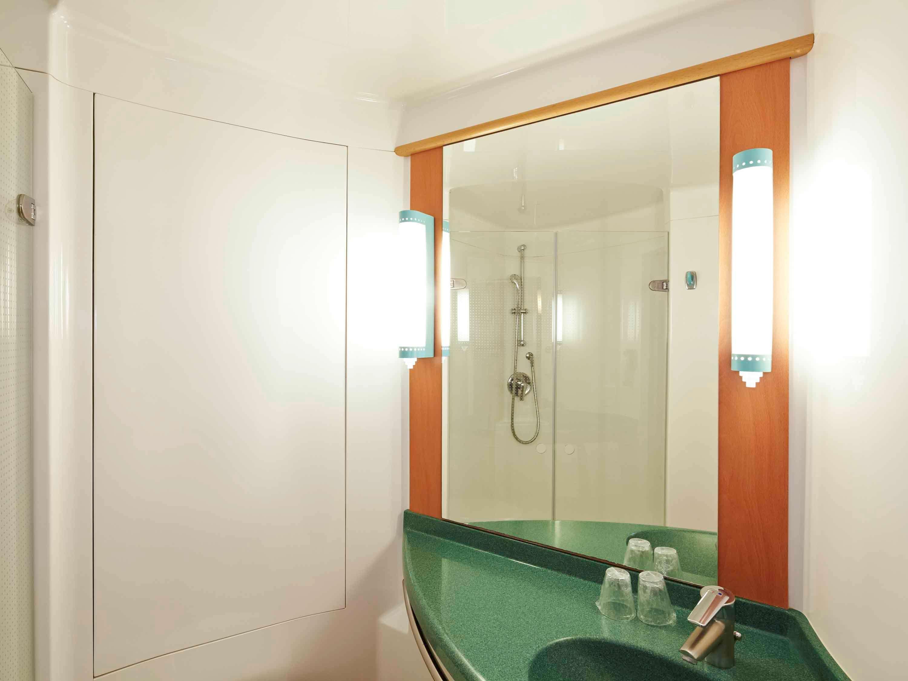Ibis Reading Centre Hotel Екстериор снимка