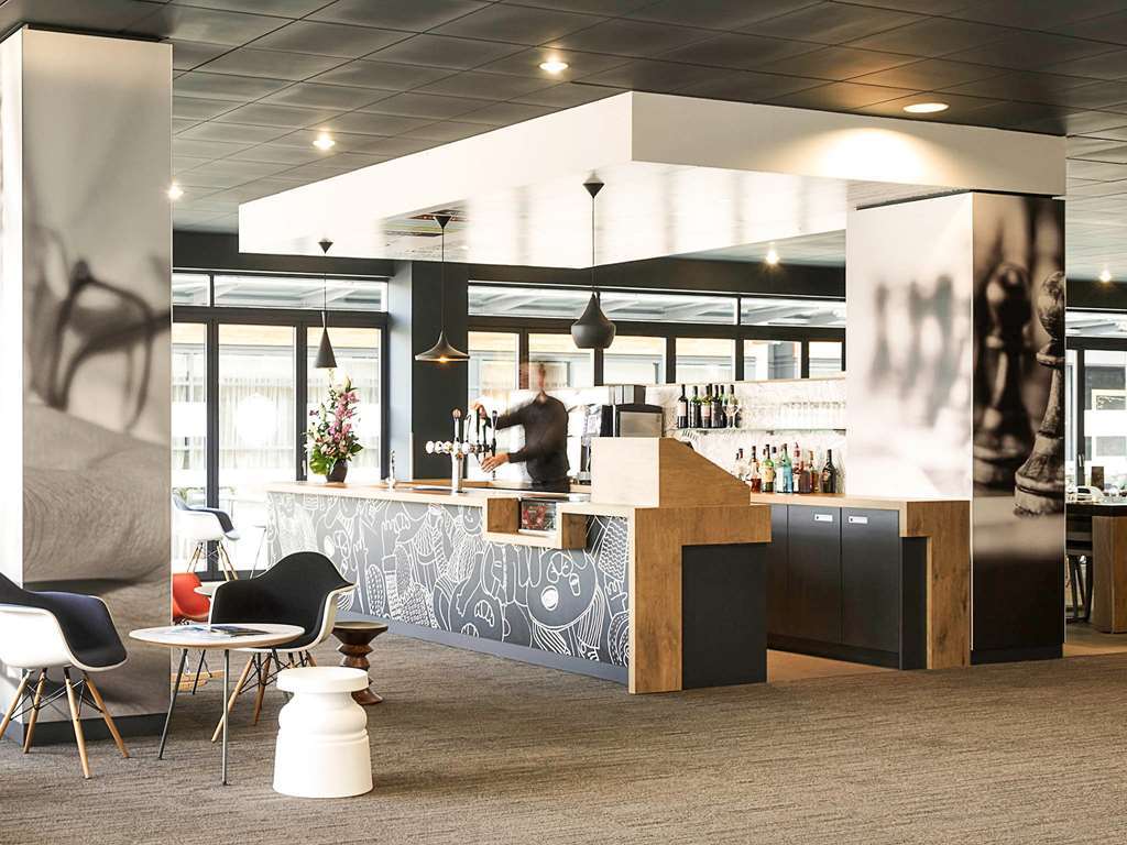 Ibis Reading Centre Hotel Ресторант снимка